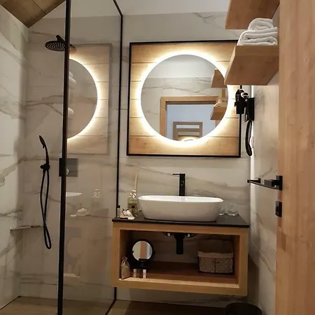Apartment Zana *