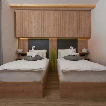 Zana Apartment